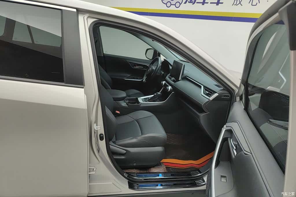 Toyota Wildlander, 2023 8