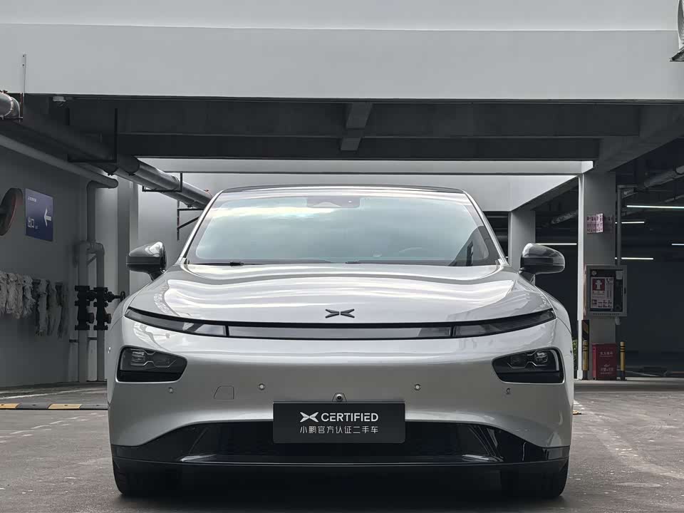 XPENG P7