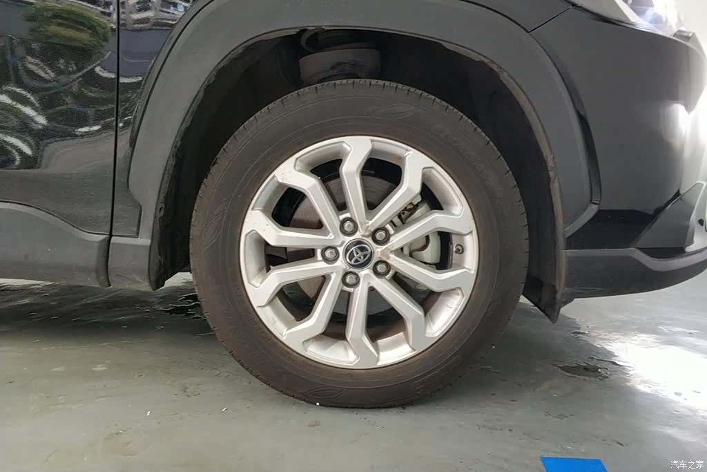Toyota Frontlander, 2024 6