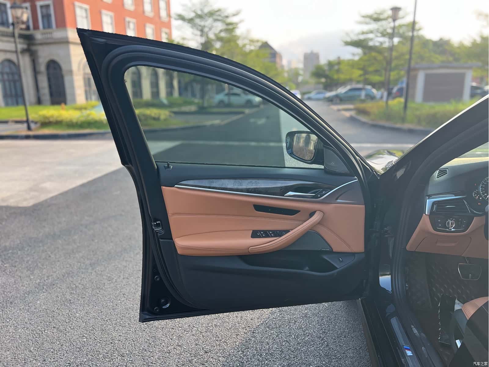 BMW 5 Series, 2018 8