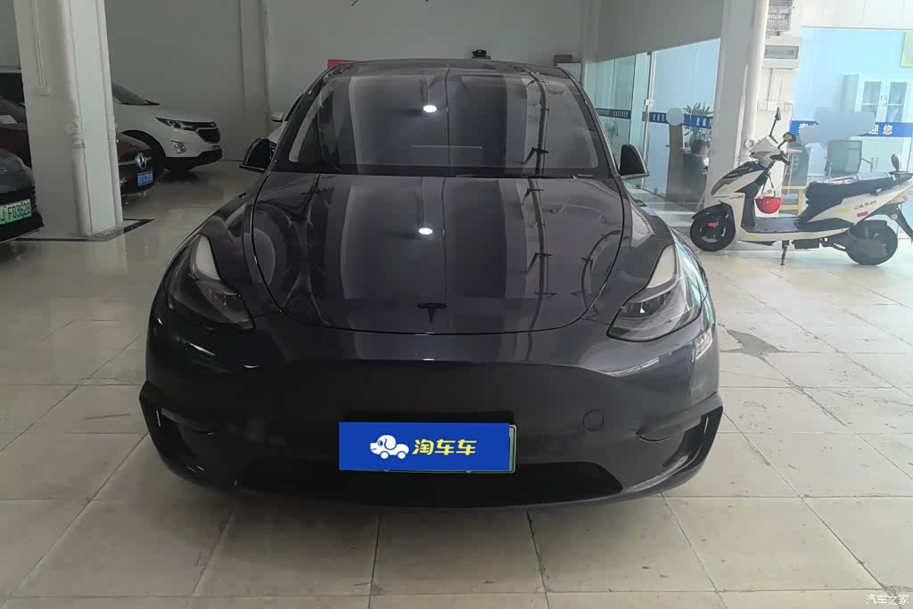Tesla Model Y, 2021 2