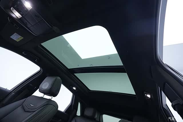 Cadillac XT5, 2020 11
