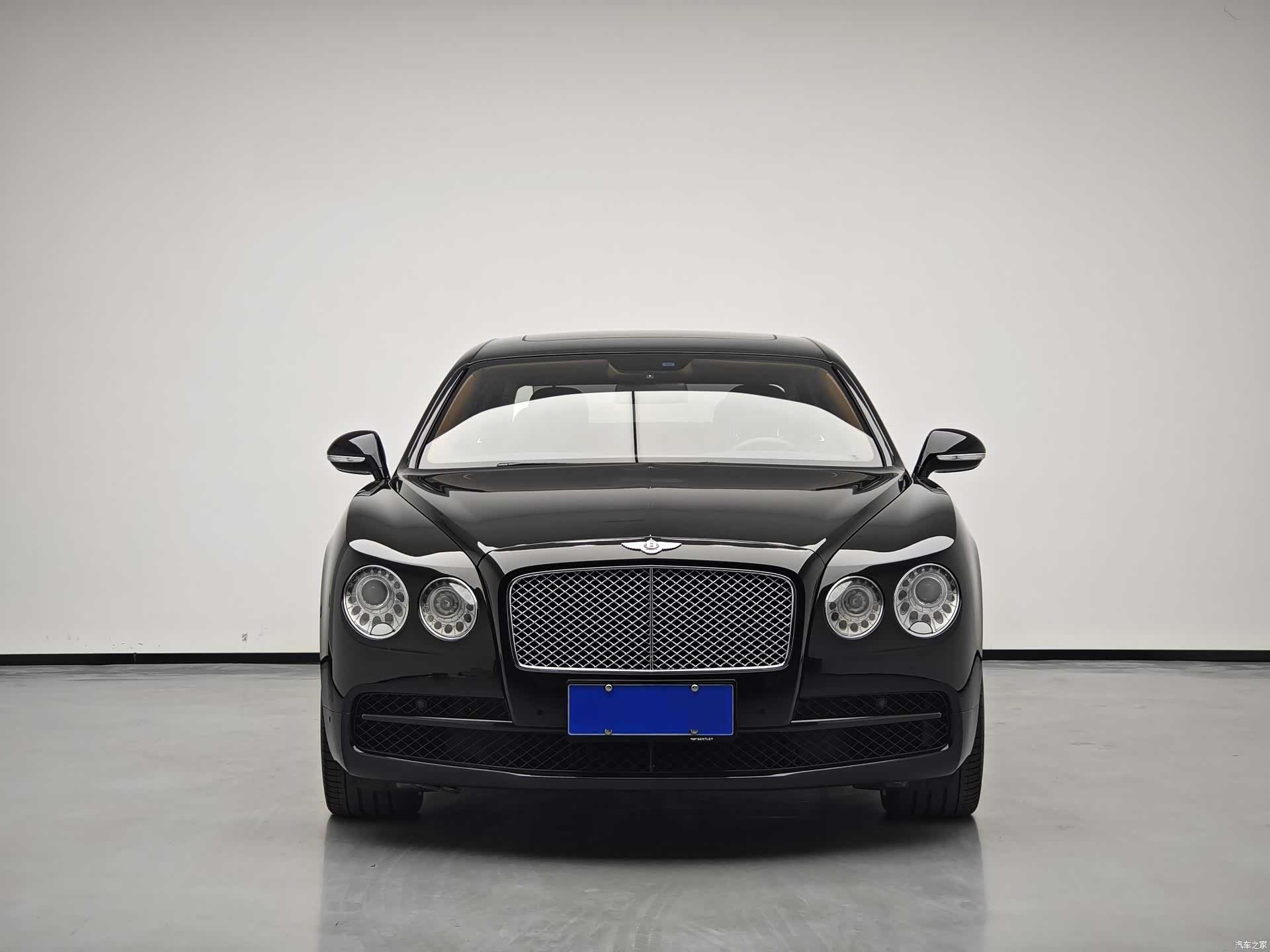 Bentley Flying Spur, 2015 4