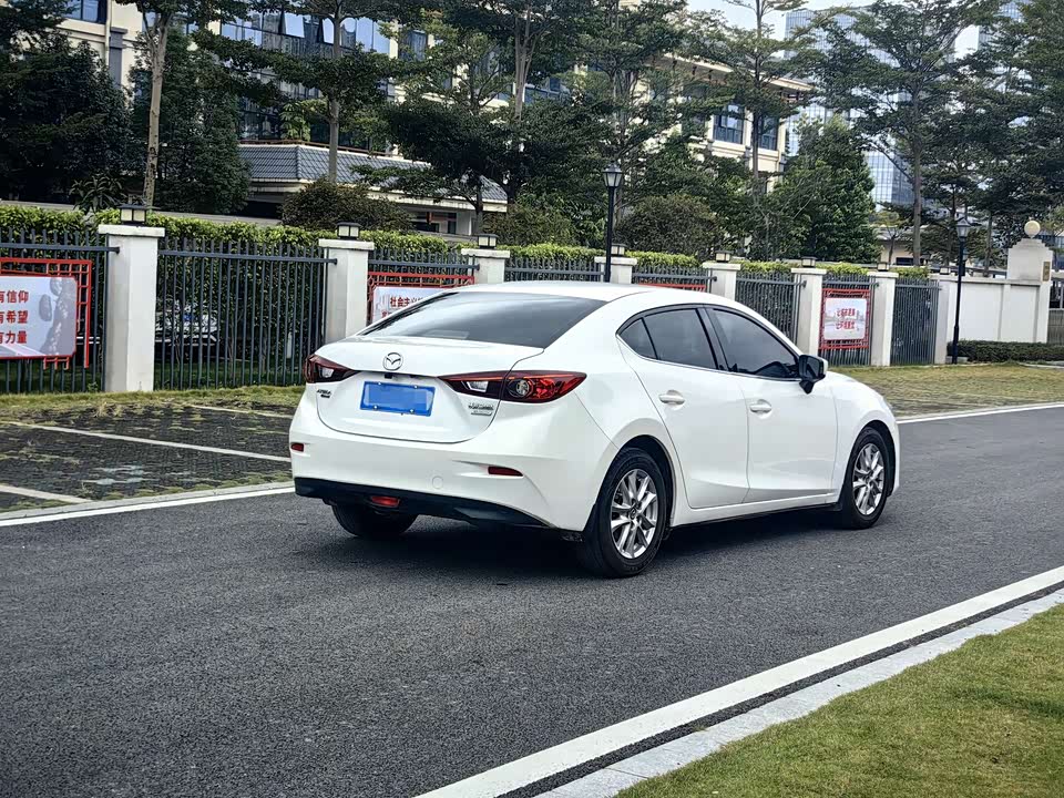 Mazda 3 Angkesaila