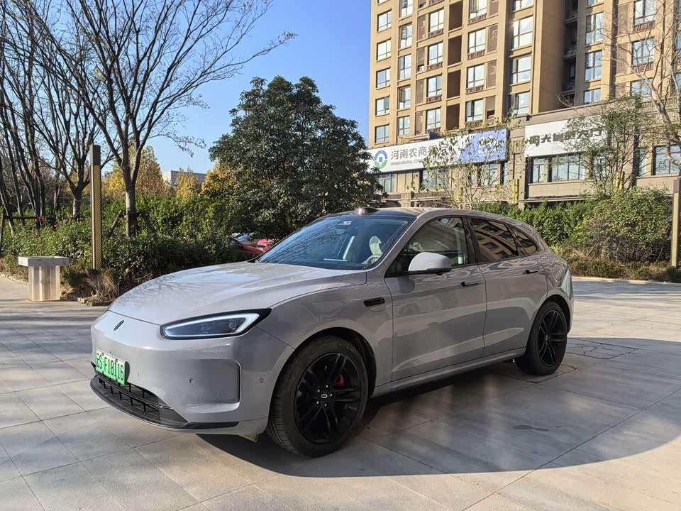 AITO Ask the world M5