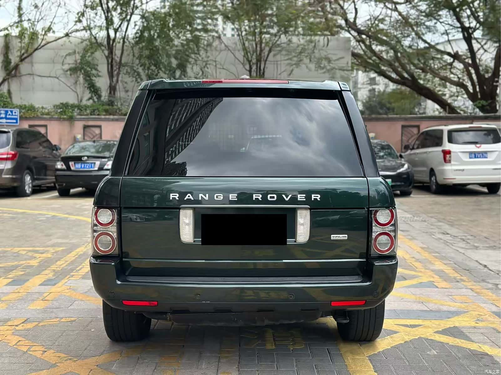 Land Rover Range Rover, 2011 9