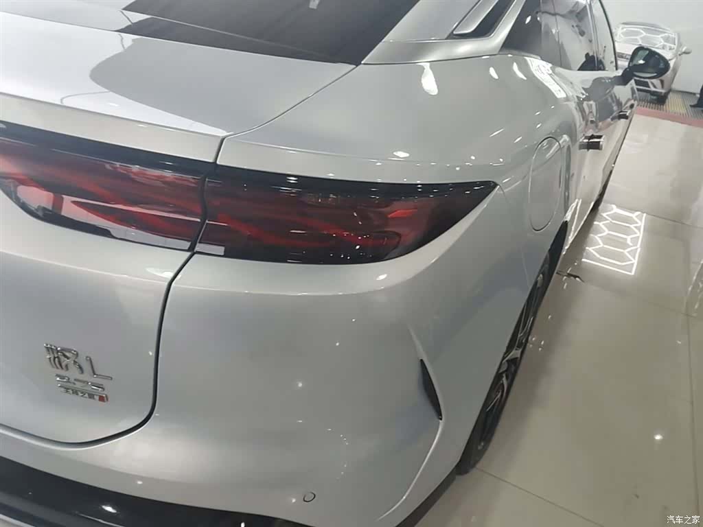 BYD Han, 2025 8
