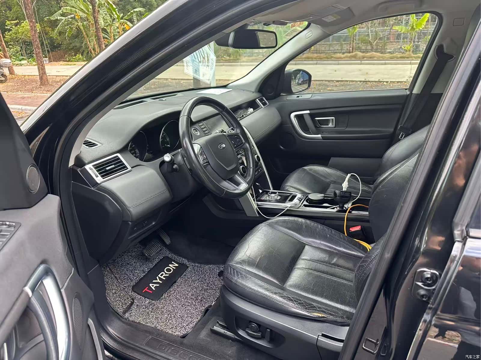 Land Rover Discovery, 2015 все фото