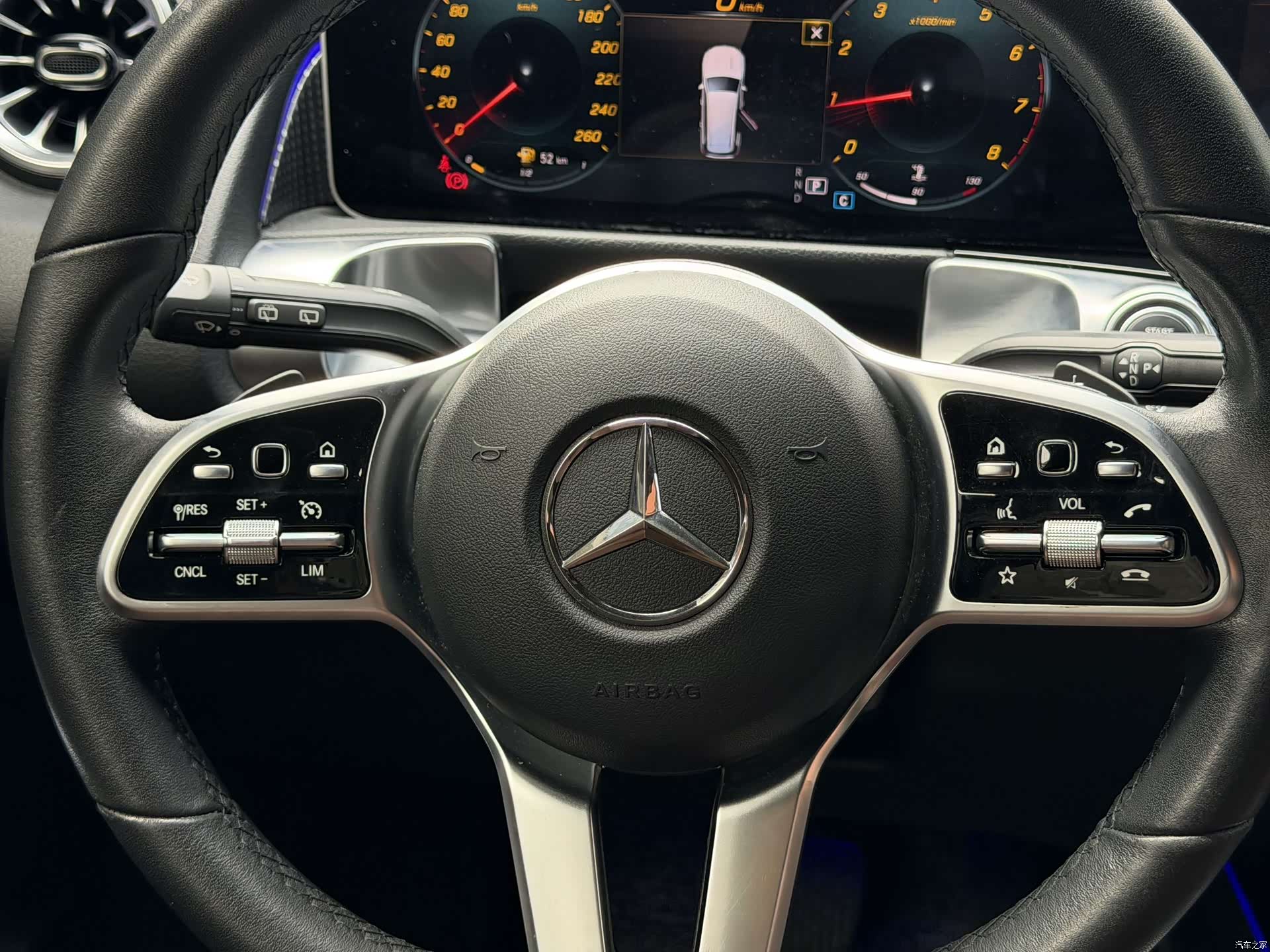 Mercedes-Benz GLB, 2022 16