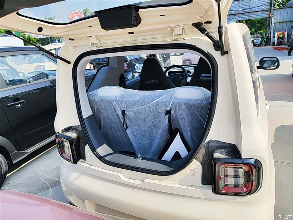 Geely Panda, 2026 19