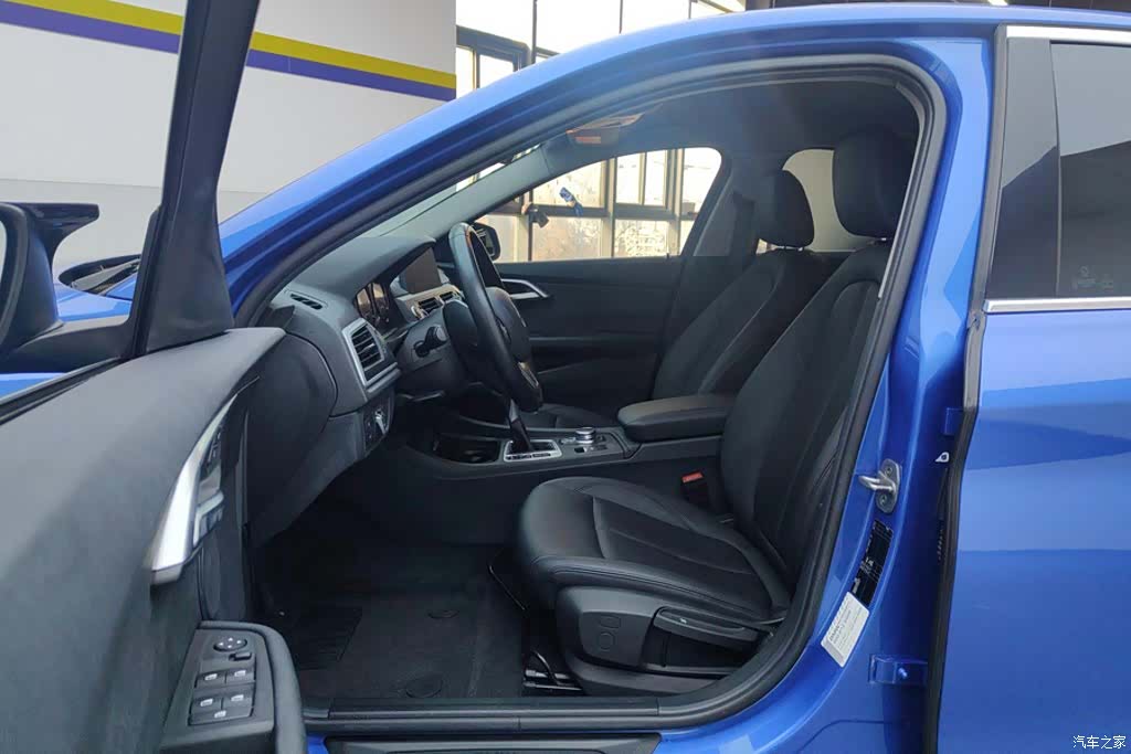 BMW 1 Series, 2019 9