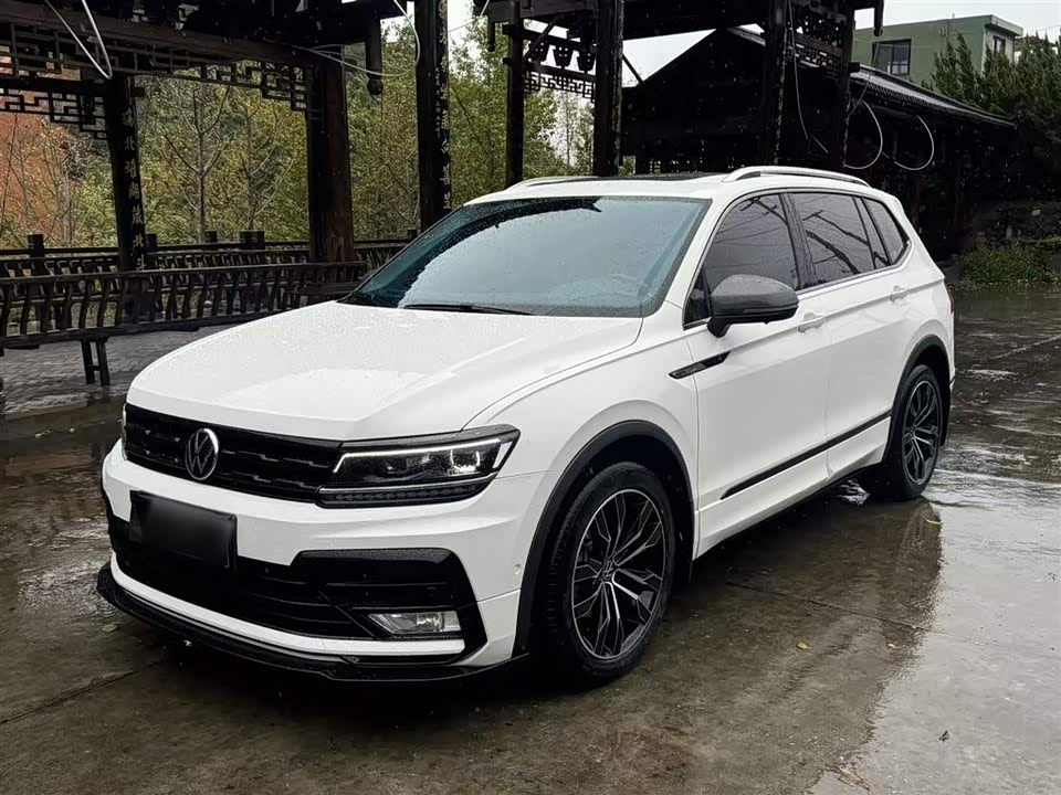 Volkswagen Tiguan L