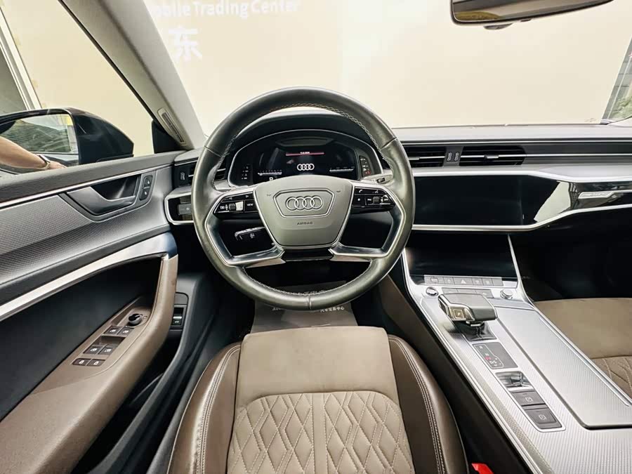 Audi A7L 2024, фото 13