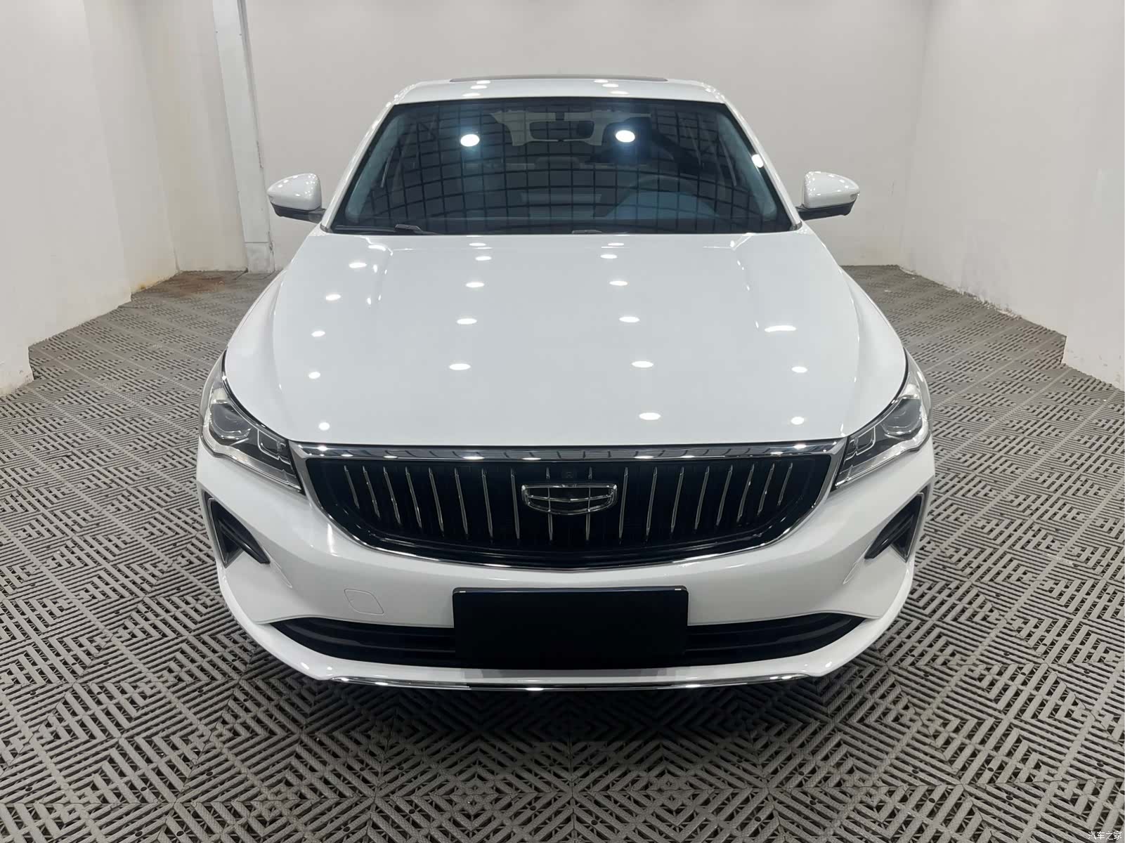 Geely Emgrand, 2022 2