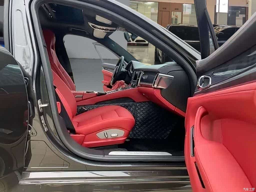 Porsche Panamera, 2010 6