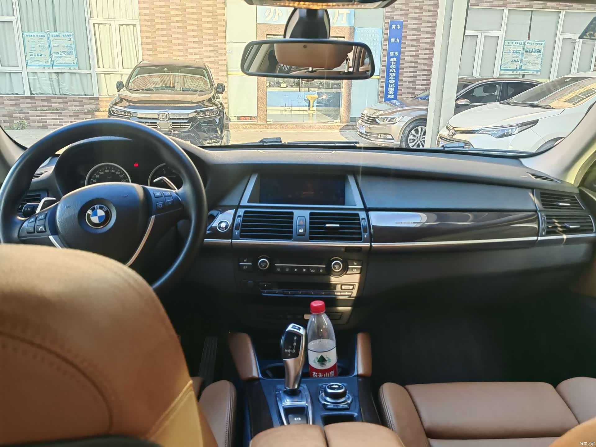 BMW X6, 2012 8