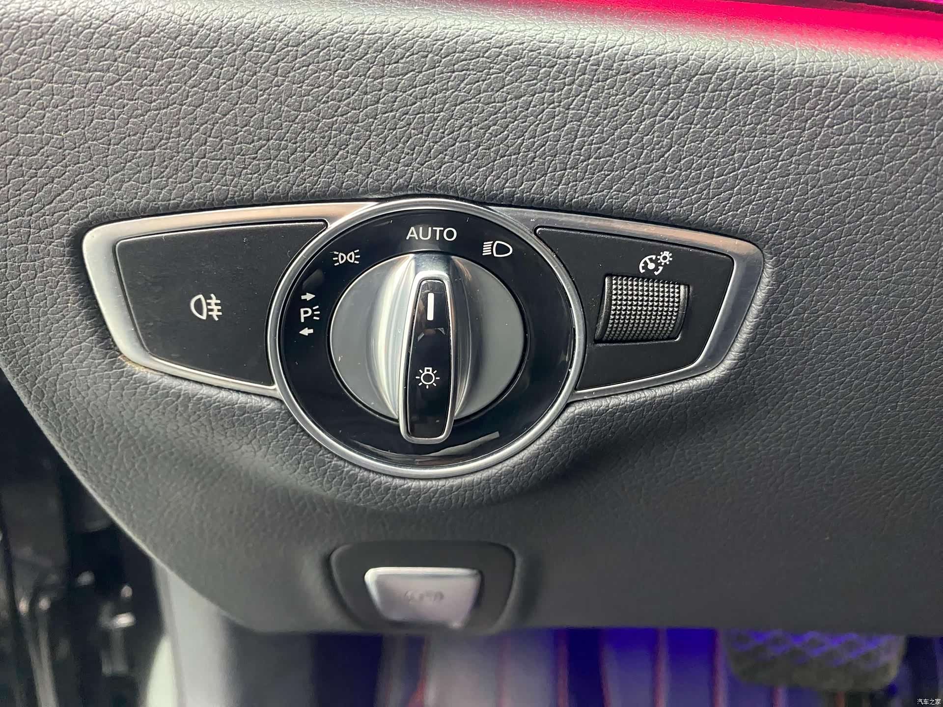 Mercedes-Benz E-Class, 2018 22