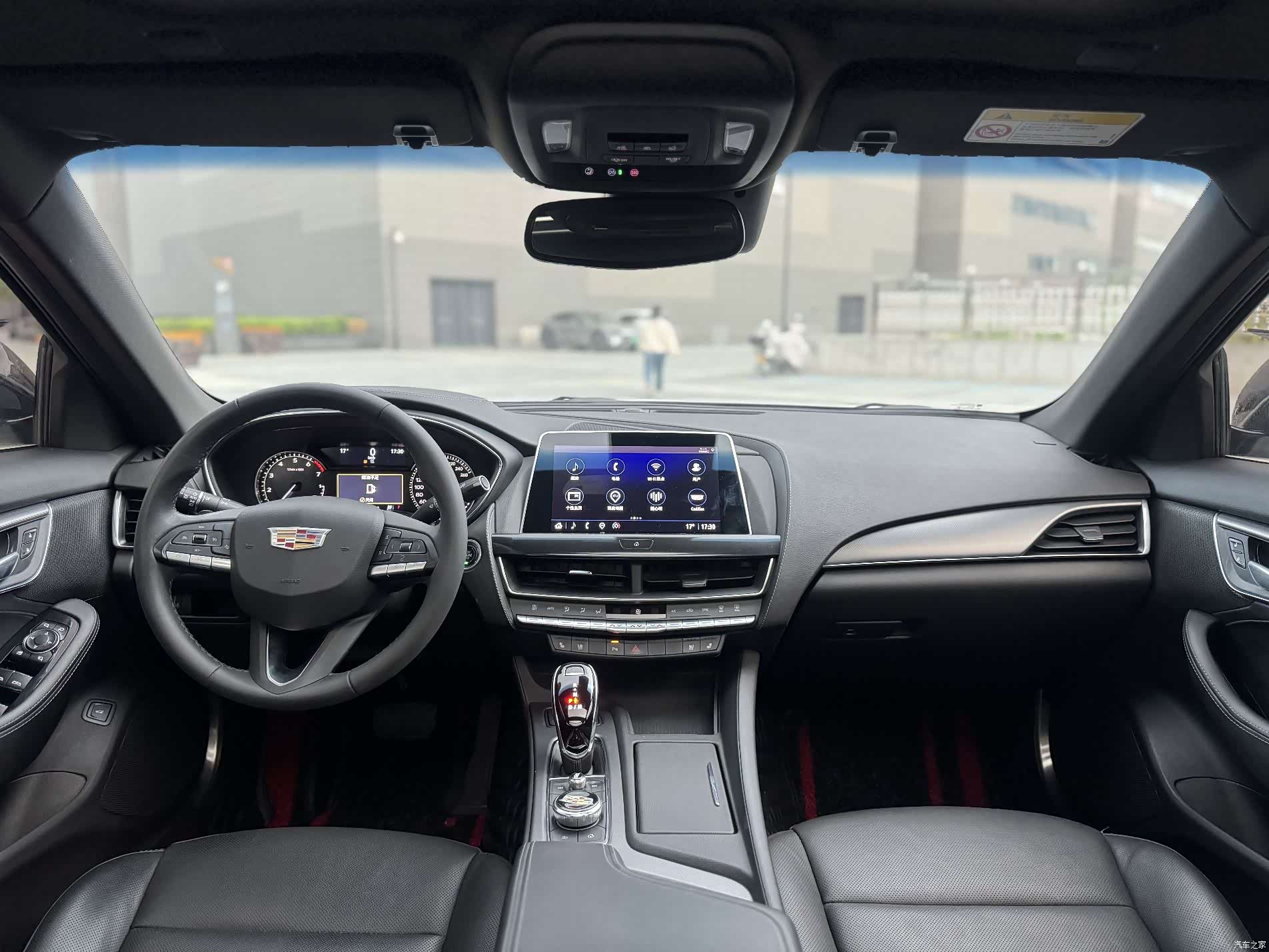 Cadillac CT5, 2023 все фото