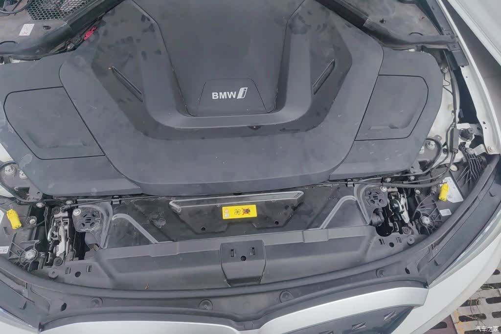 BMW i3, 2023 10
