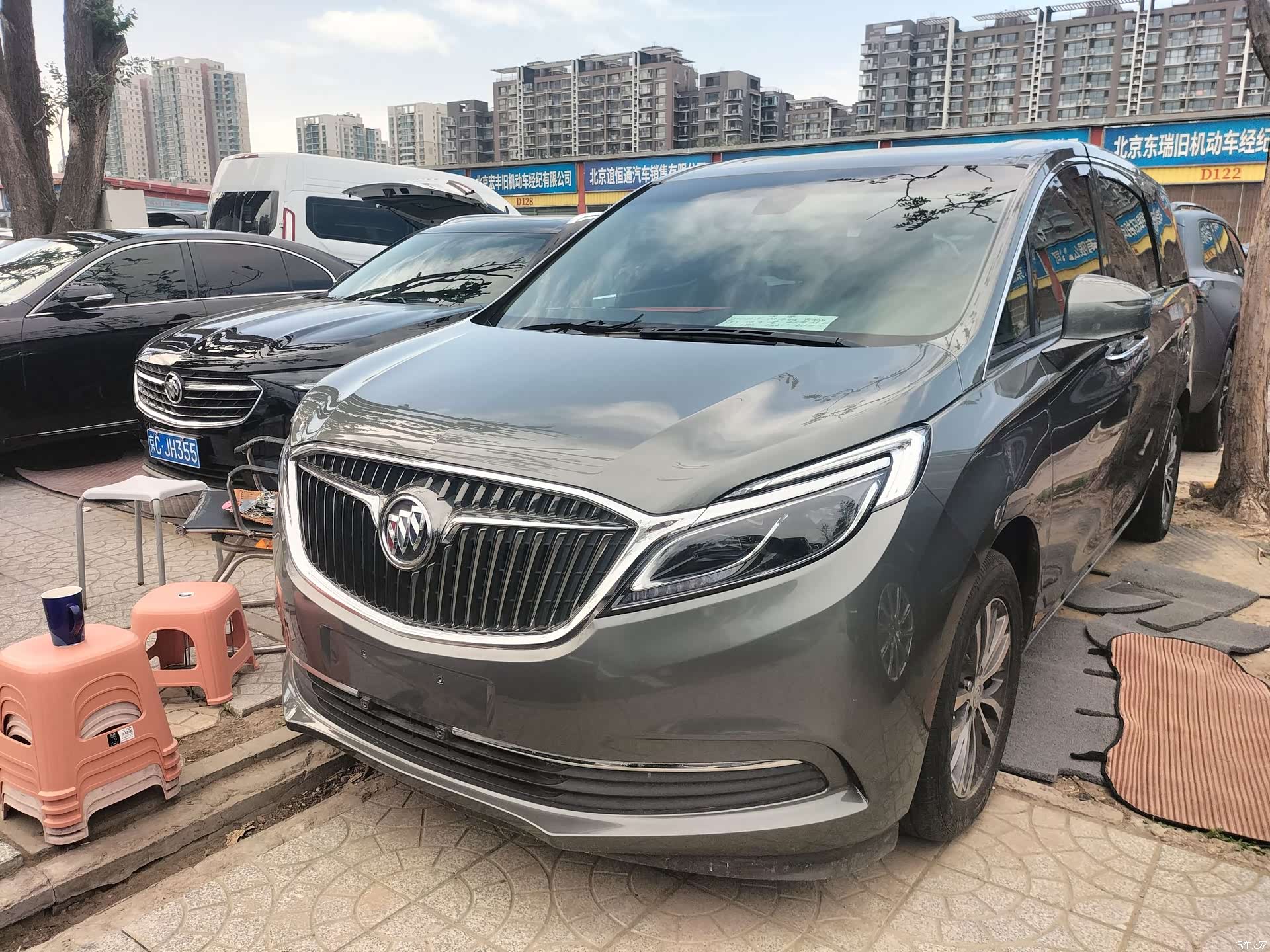 Buick GL8, 2018 1