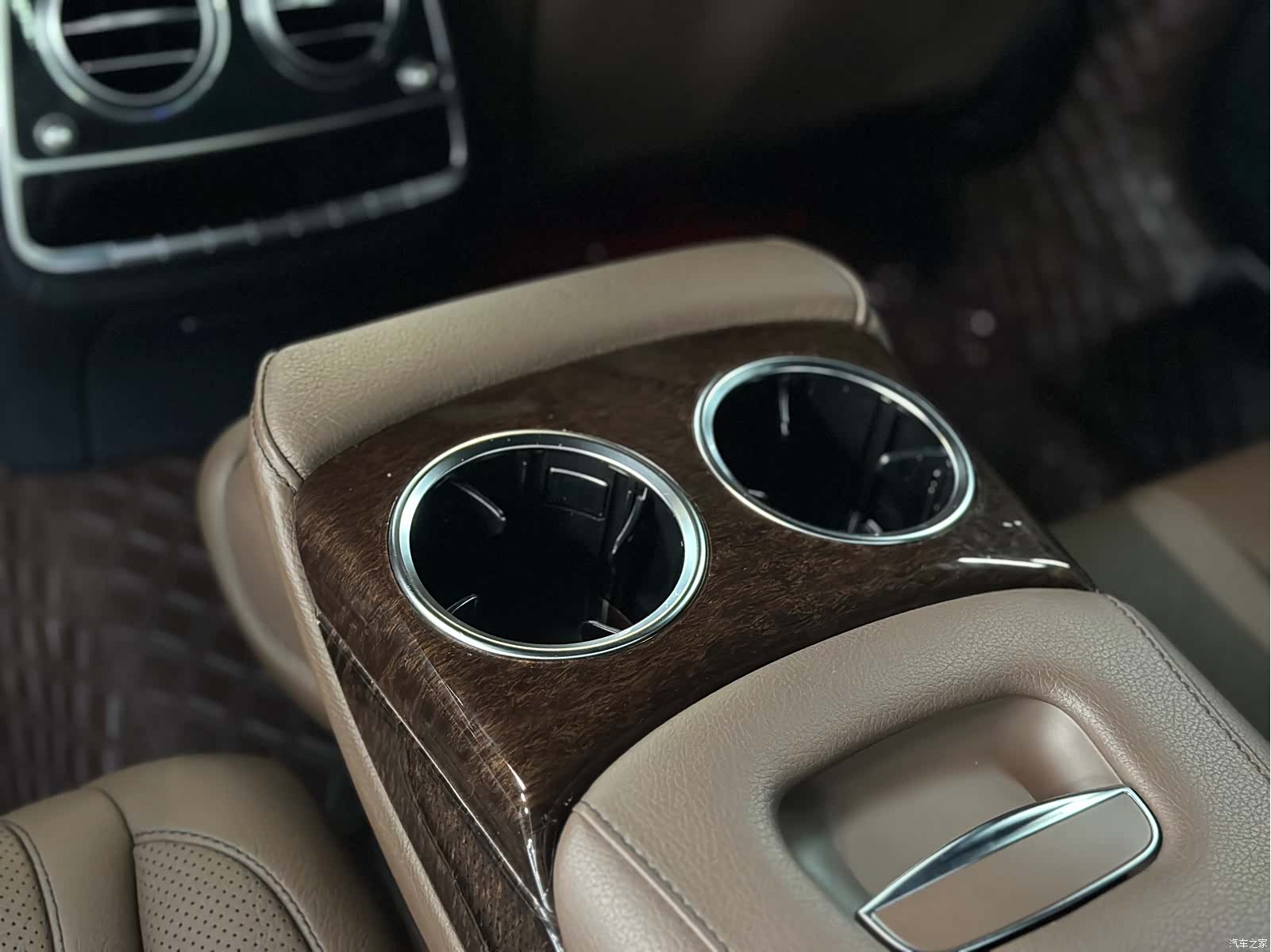 Mercedes-Benz S-Class, 2020 19