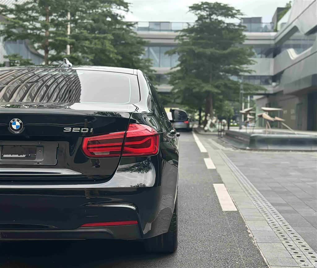 BMW 3 Series, 2017 12