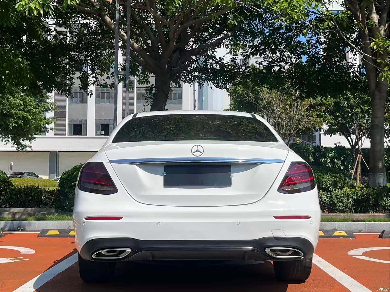 Mercedes-Benz E-Class, 2018 8