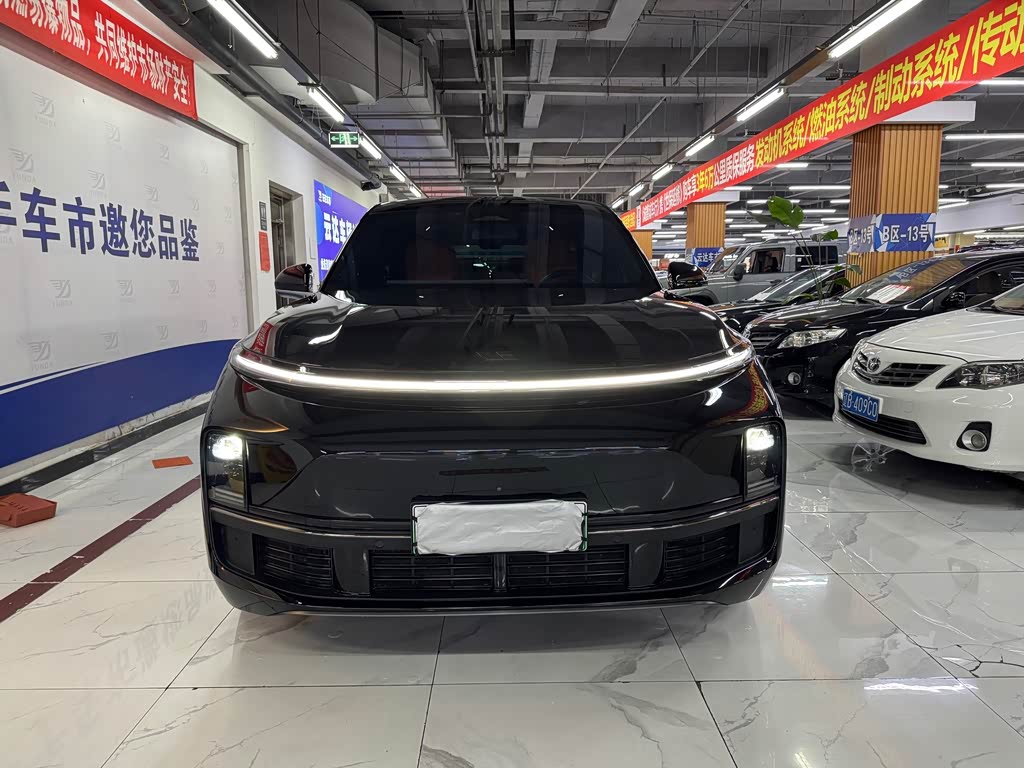 Li Auto L8