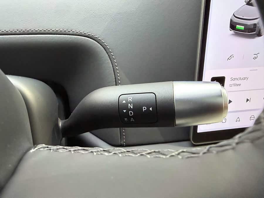 Li Auto L9 2023, фото 23