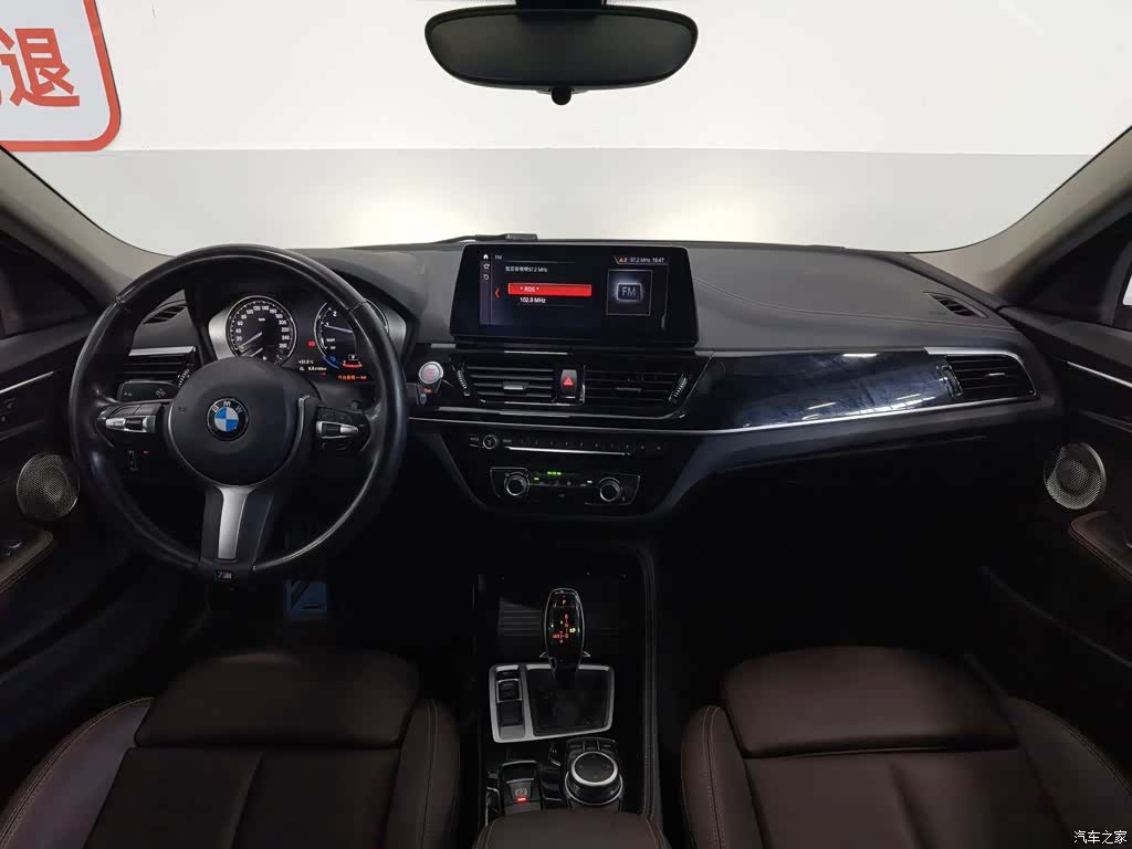 BMW 1 Series, 2021 все фото