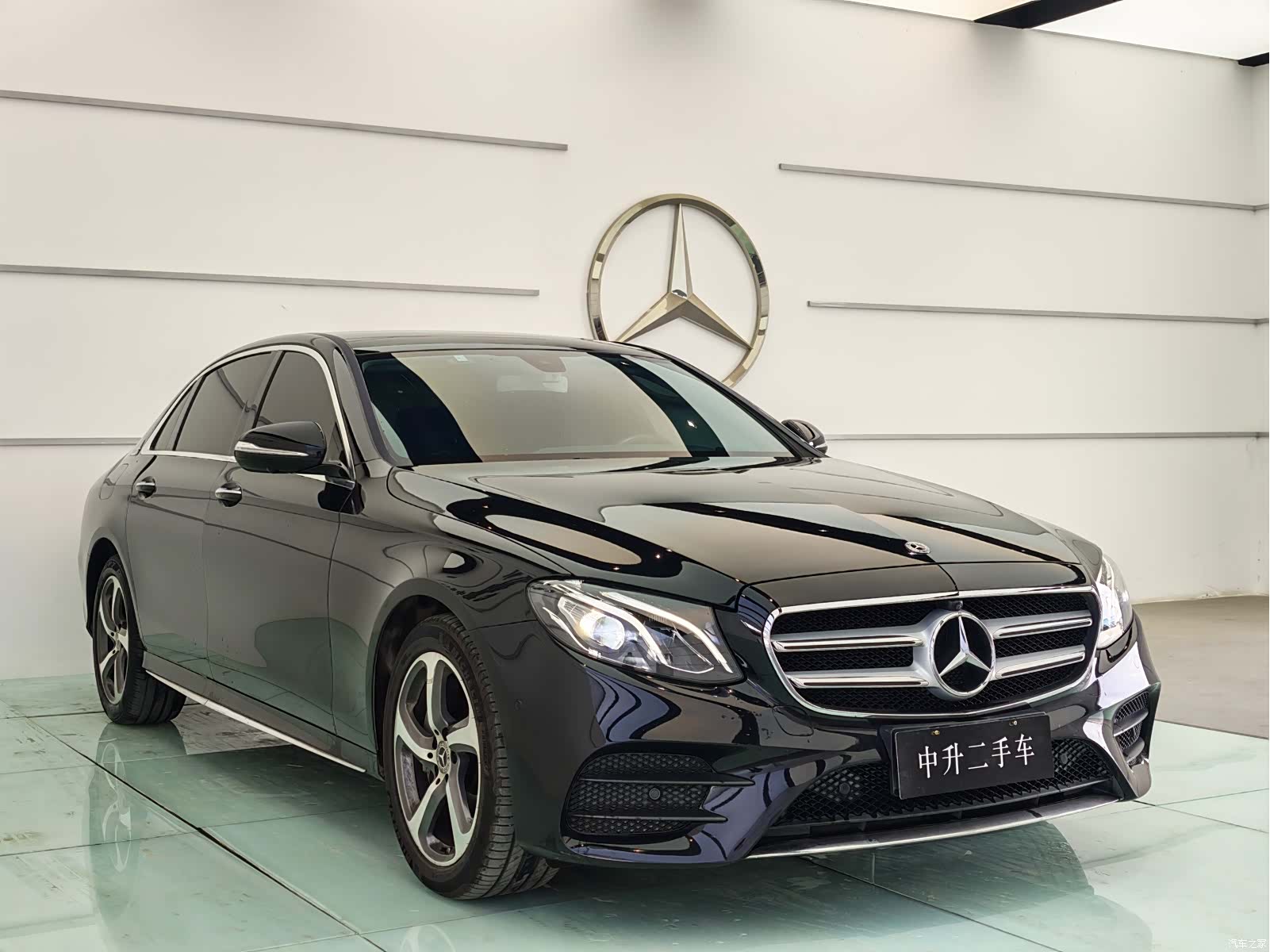 Mercedes-Benz E-Class, 2019 3