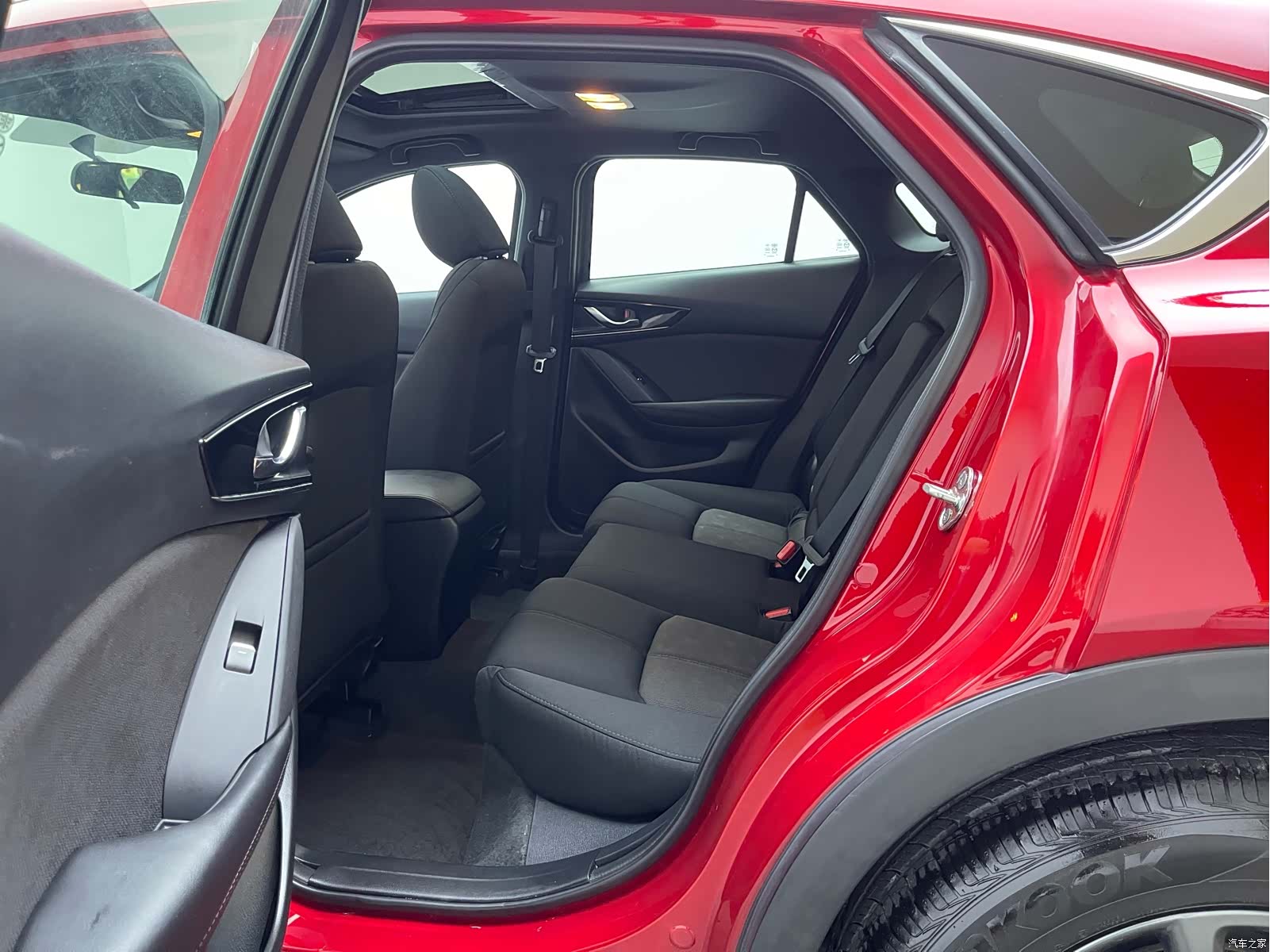 Mazda CX-4, 2021 11