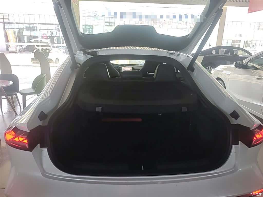 Changan UNI-V, 2025 19