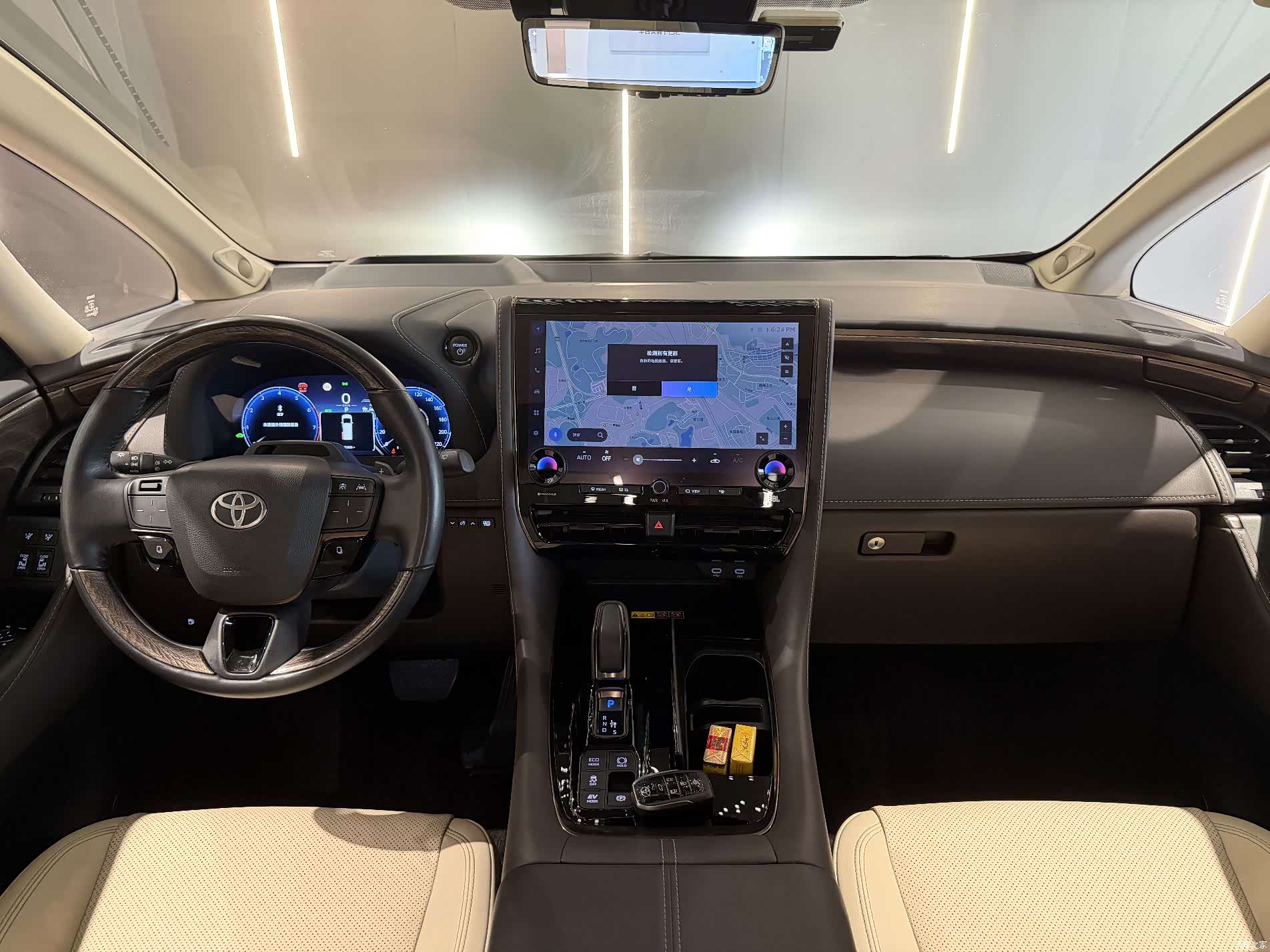 Toyota Alphard, 2023 12