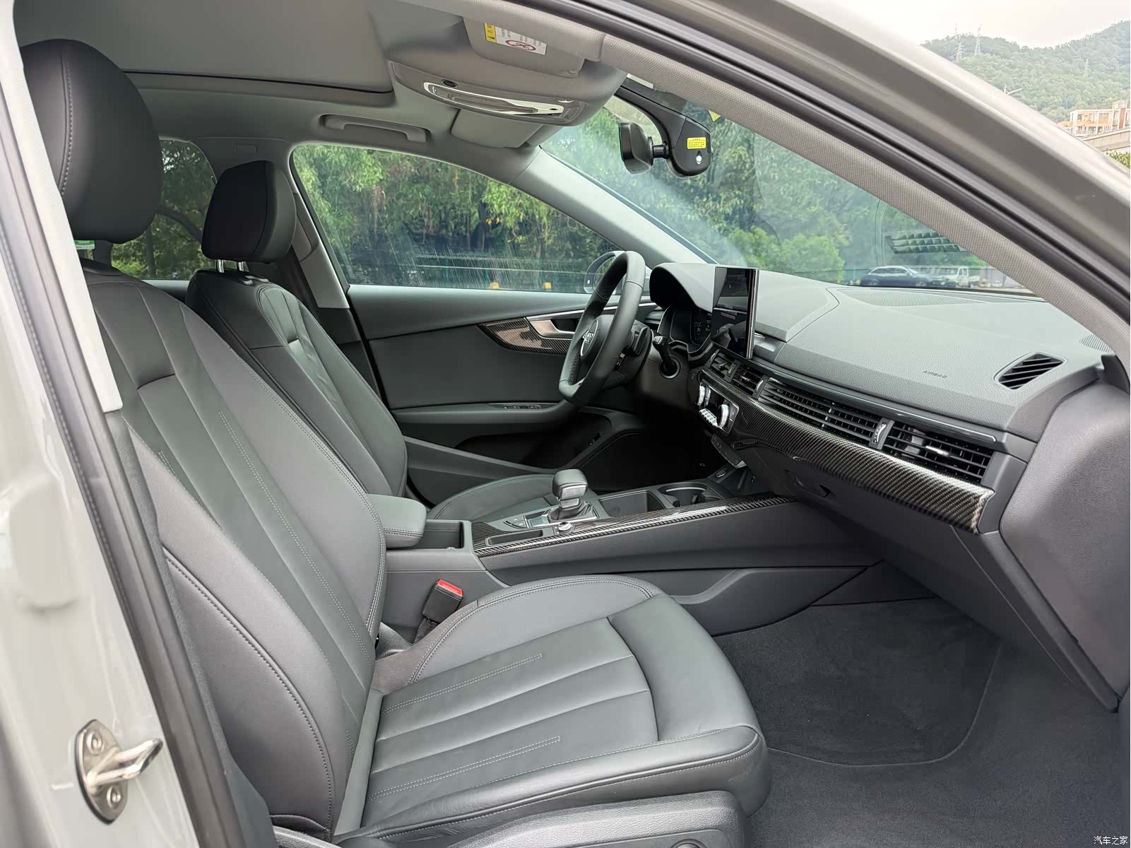 Audi A4, 2022 13