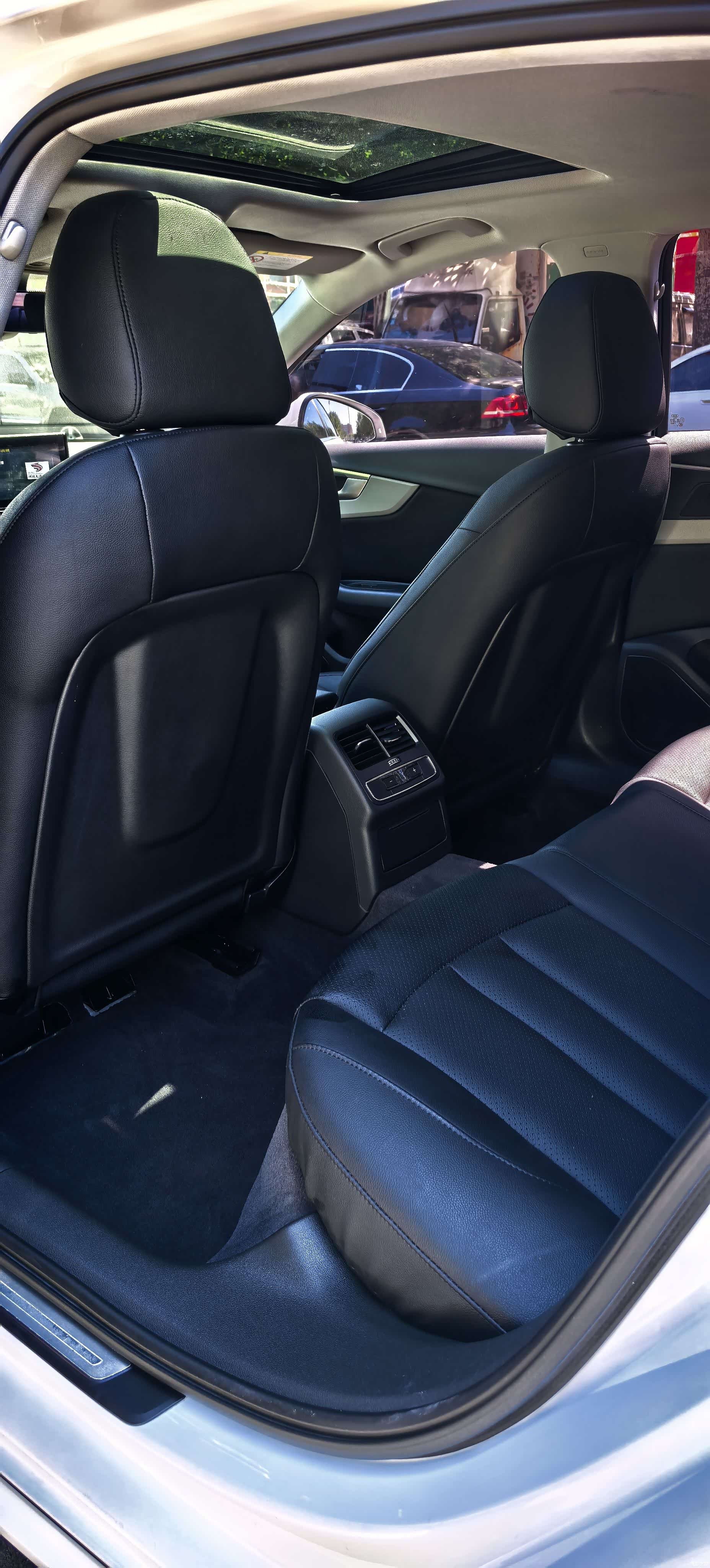 Audi A4L, 2018 8