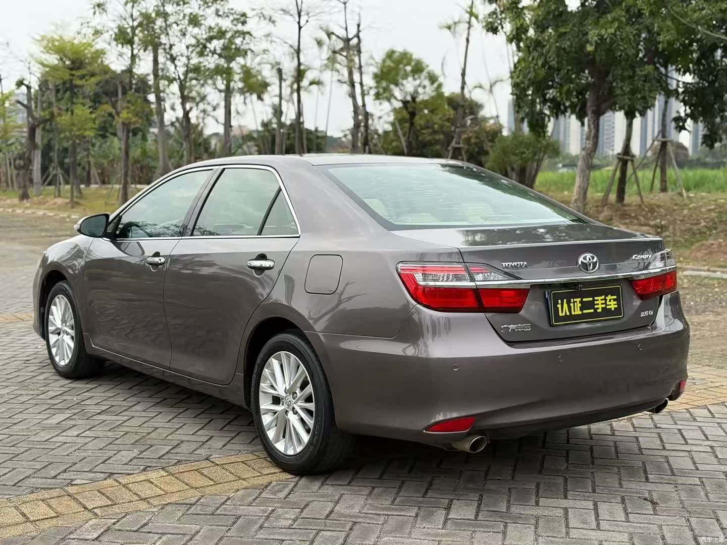 Toyota Camry, 2015 4