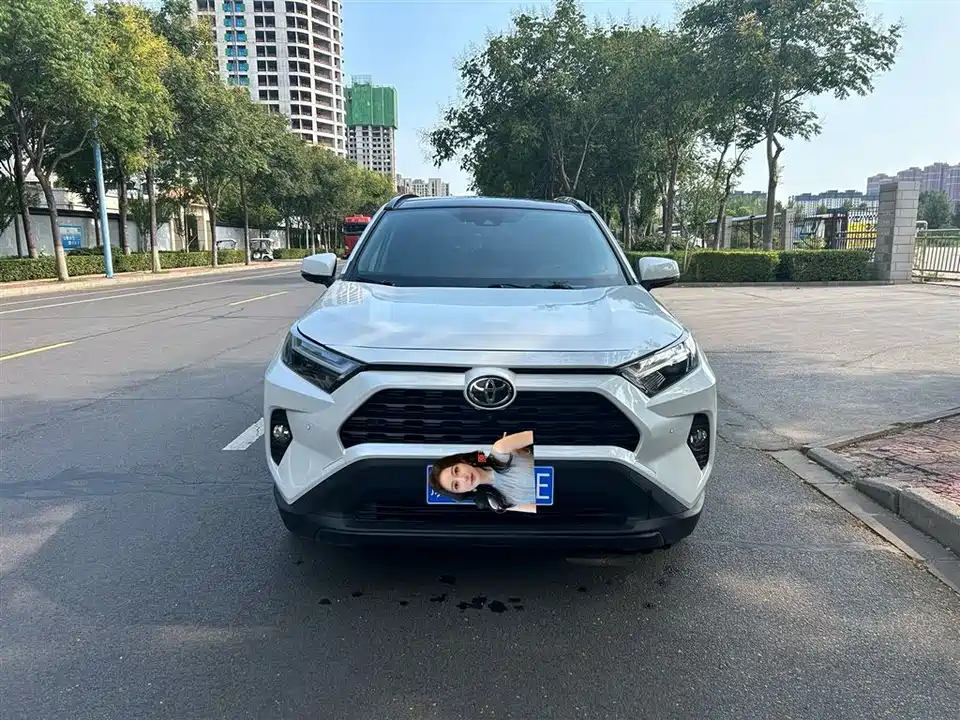 Toyota RAV4 Rongfang