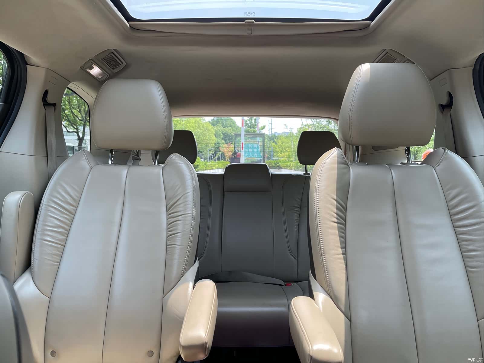 Buick GL8, 2013 12
