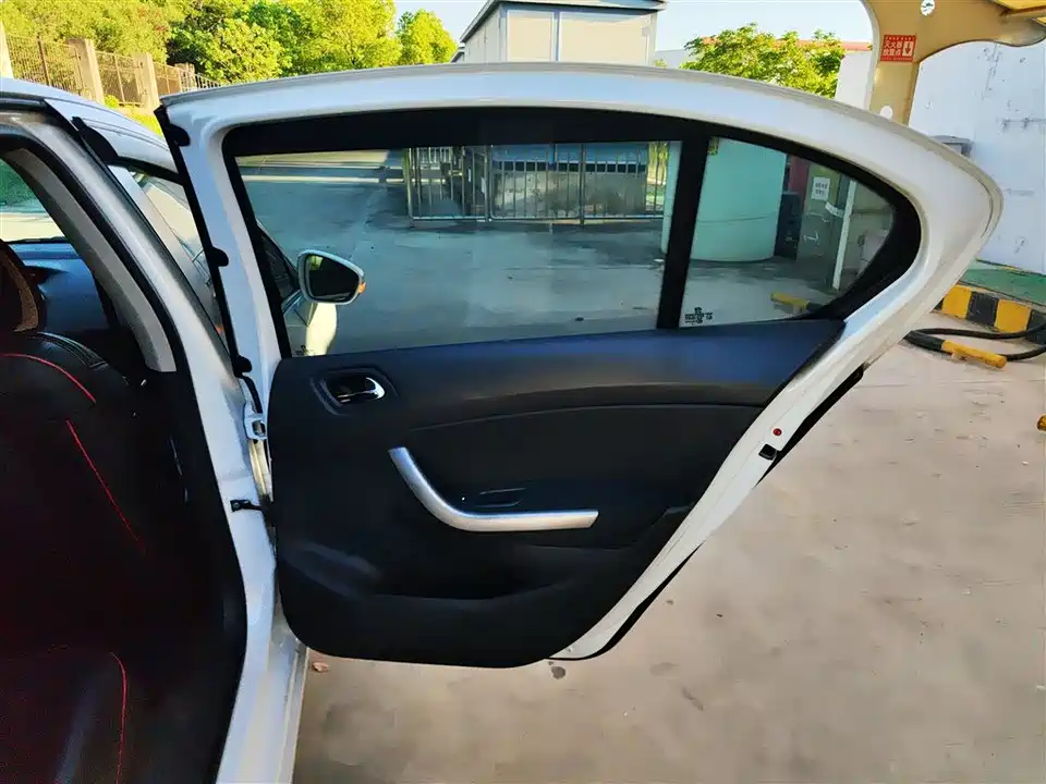 Peugeot 408 Peugeot 408