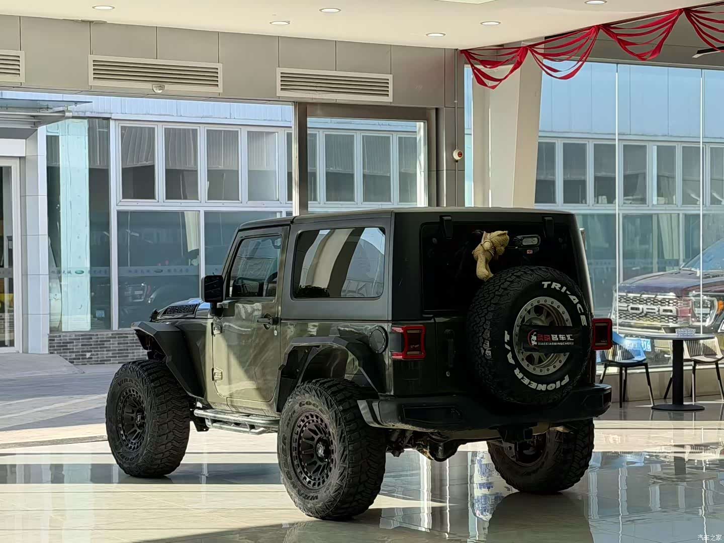 Jeep Wrangler, 2016 все фото