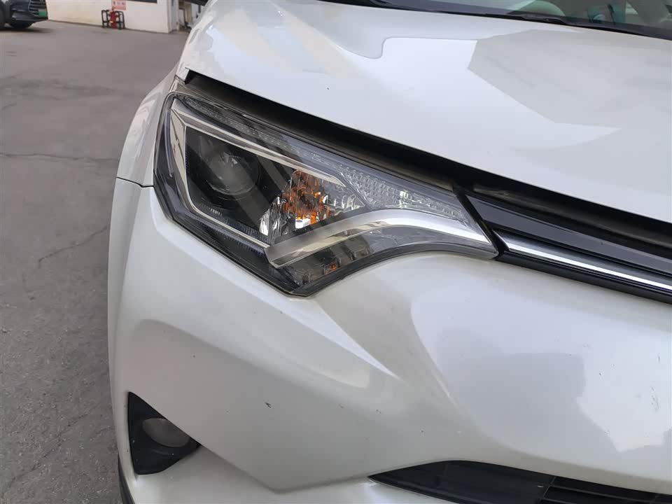 Toyota RAV4 Rongfang