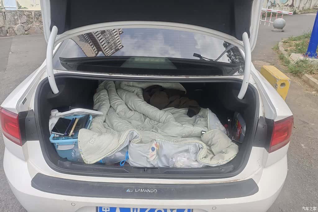 Volkswagen Lamando, 2016 4
