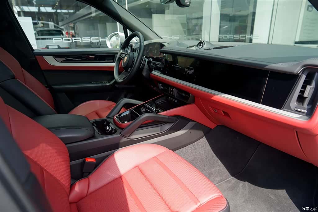 Porsche Cayenne, 2025 24