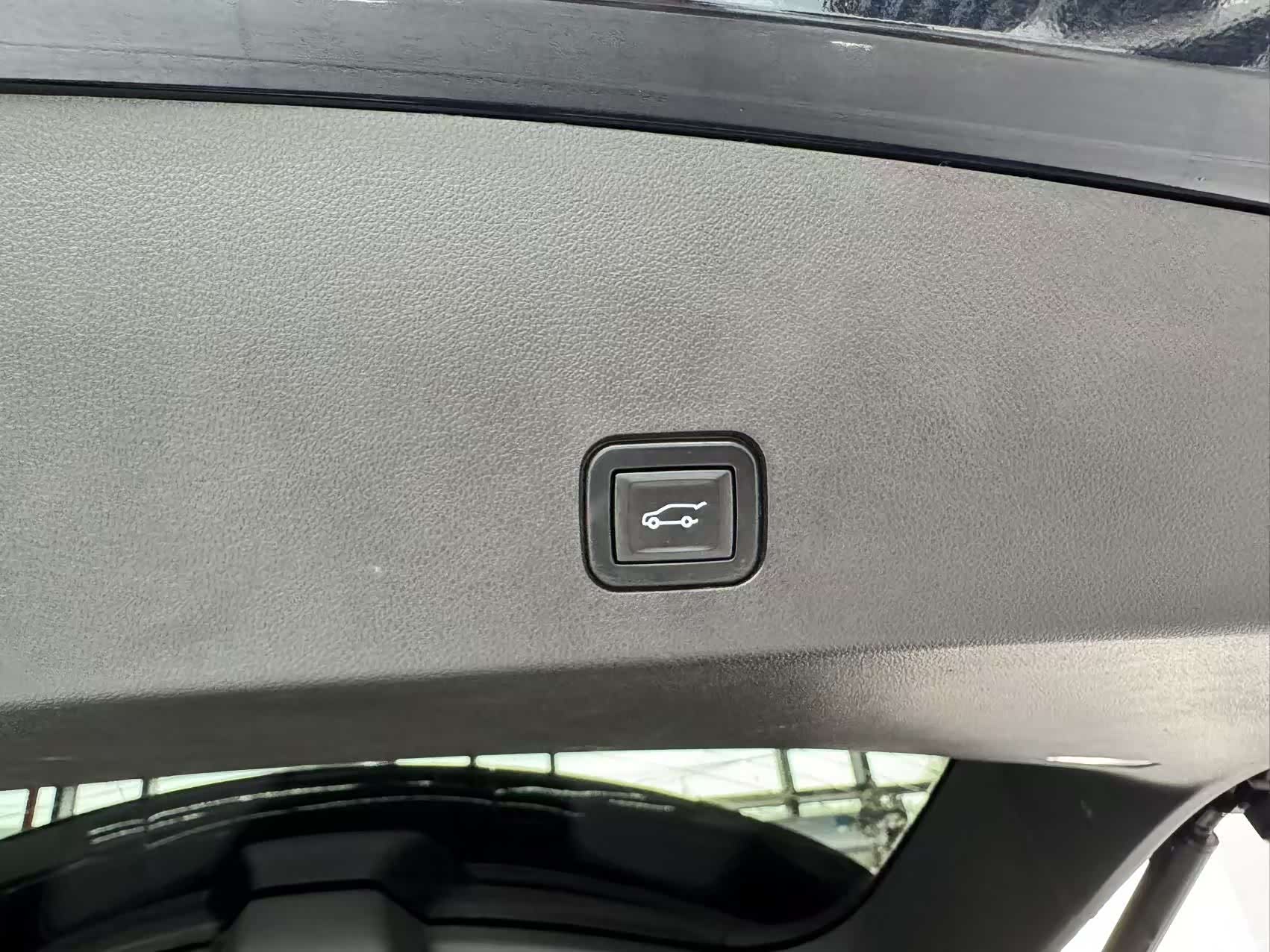 Cadillac XT6, 2022 18