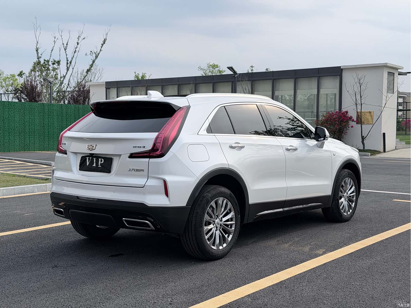 Cadillac XT4, 2024 все фото