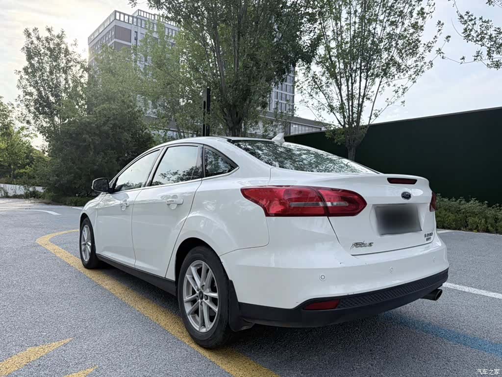Ford Focus, 2017 11