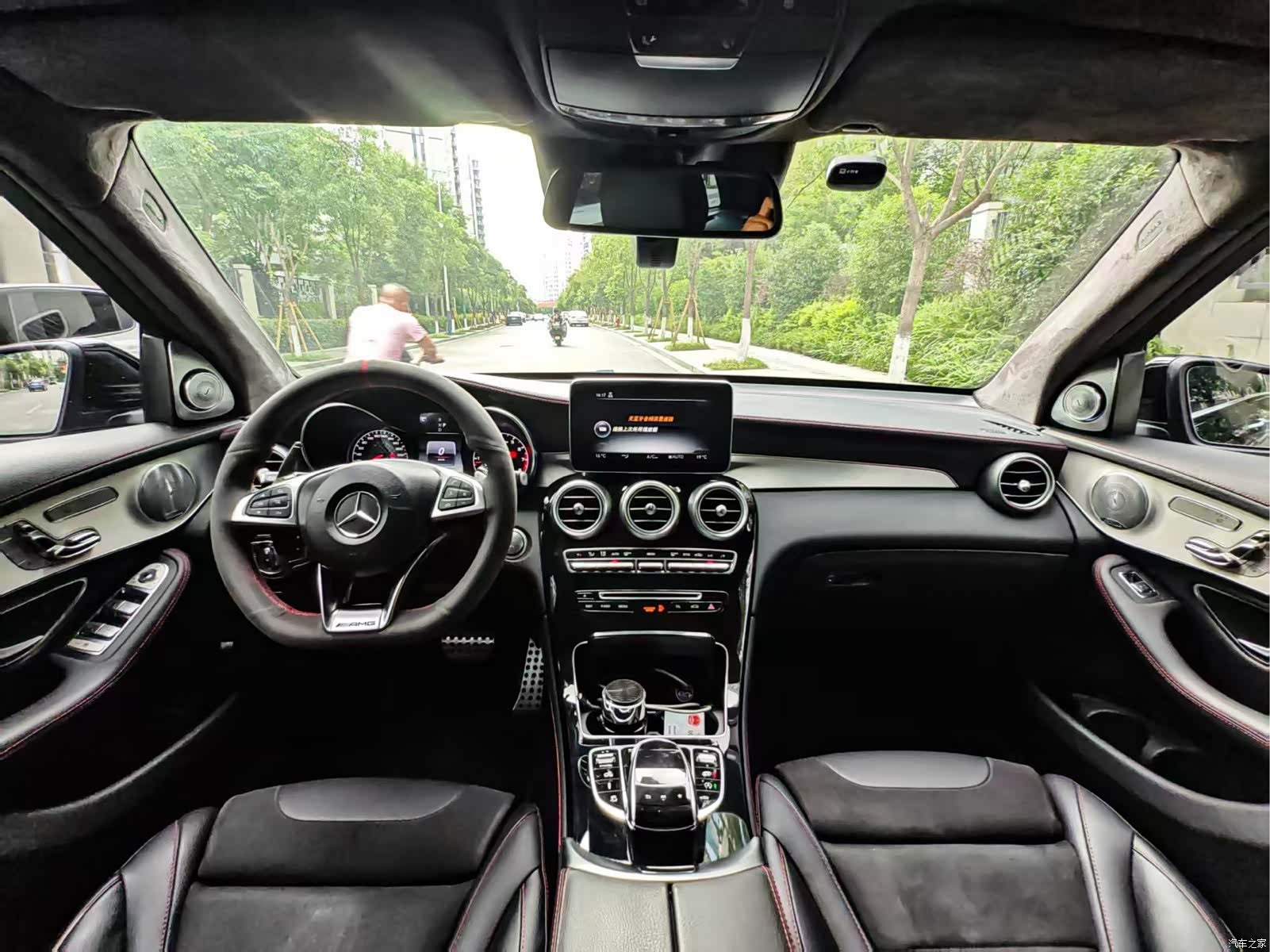 Mercedes-Benz GLC, 2017 7
