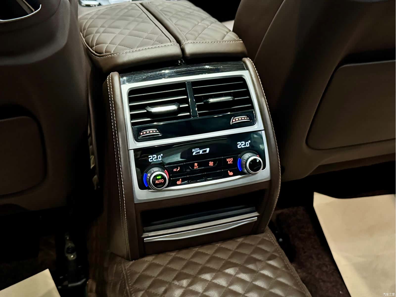 BMW 7 Series, 2020 13