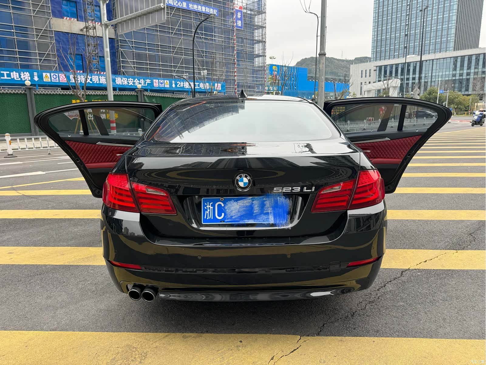 BMW 5 Series, 2011 6